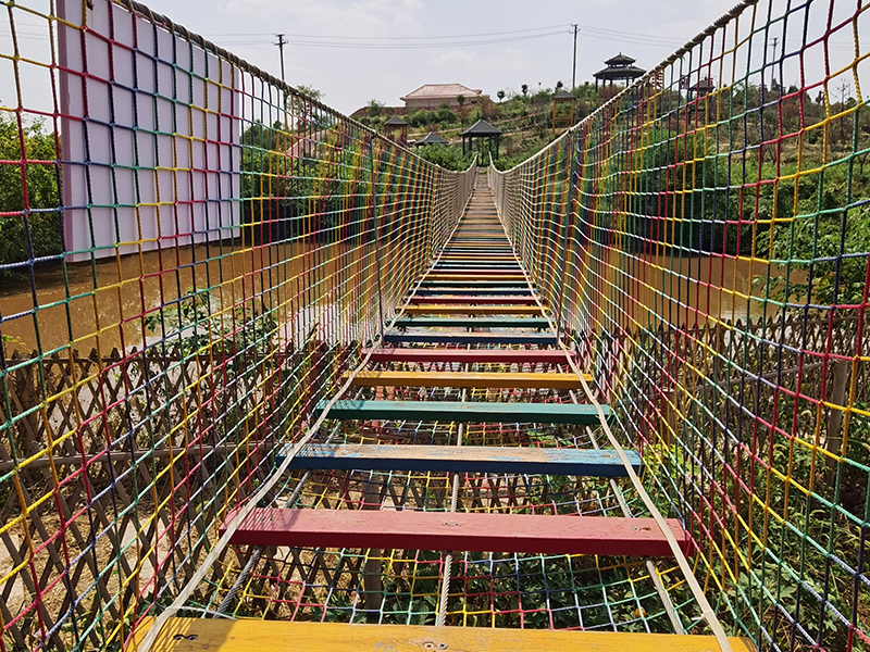 木質(zhì)吊橋